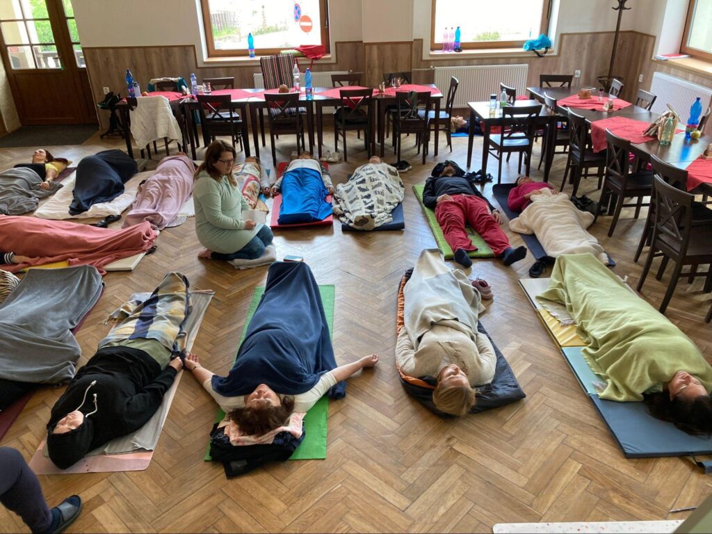 A jak relaxace, že bychom již sami?
